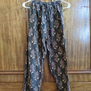 Emily Levine Sai Set